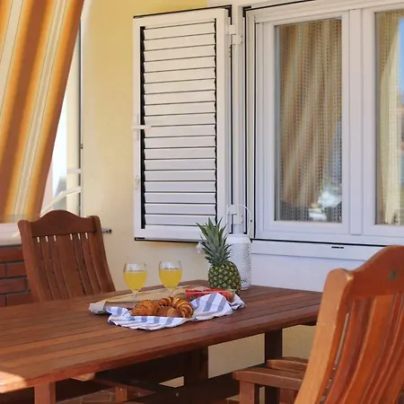 Biskup 3* Privlaka (Zadar)