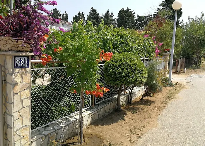 Biskup Gostinjska kuća Privlaka (Zadar)