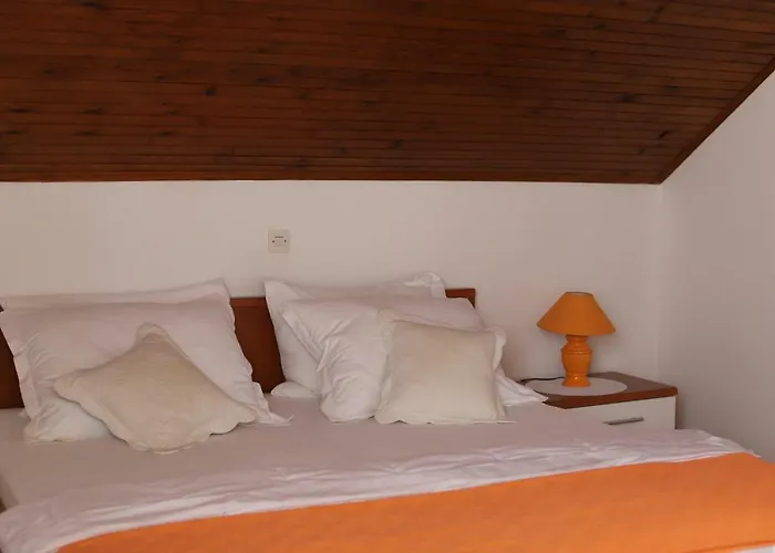 Gostinjska kuća Biskup 3*