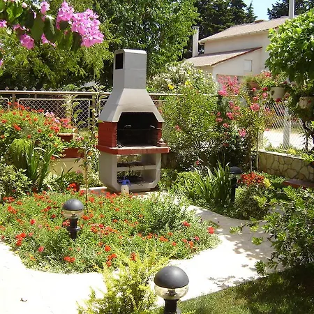 בית הארחה Biskup